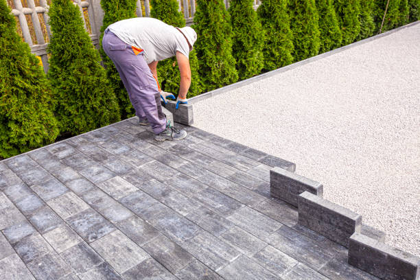 Best Professional Driveway Pavers  in Mill Neck, NY